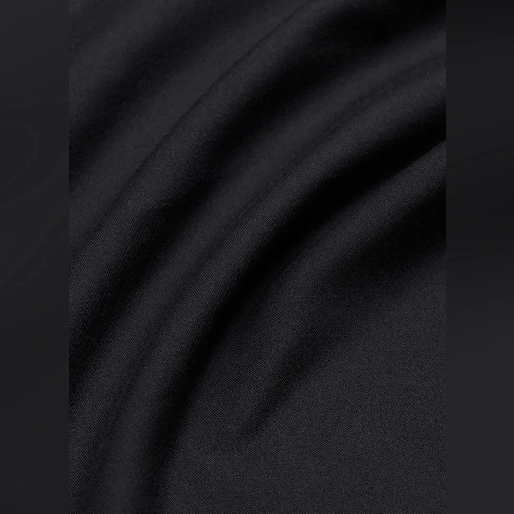 Aritzia TnAction TnaBUTTER Trainer Bodysuit in Black Size XL Athleisure